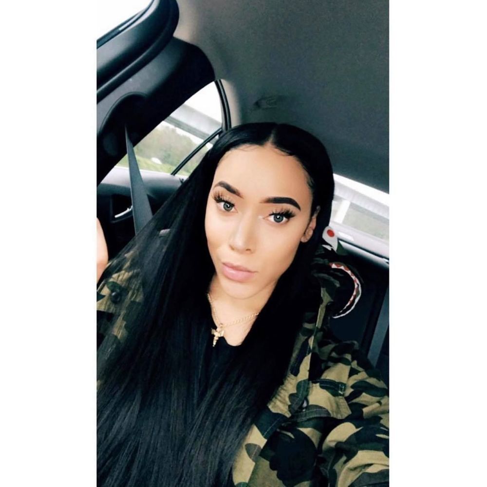 Meet your Posher, Marina